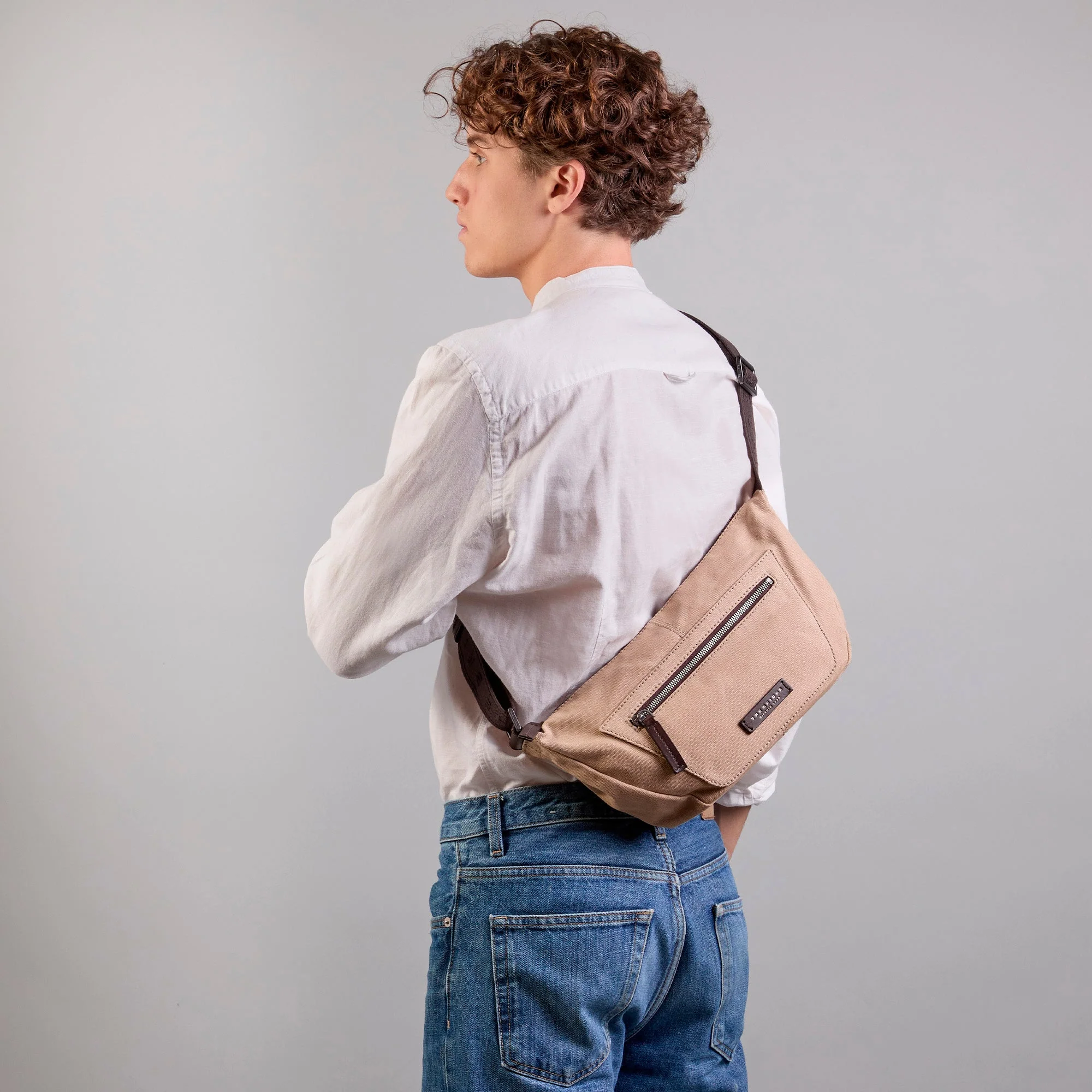 Marsupio uomo in pelle e tessuto con zip frontale - Image 6
