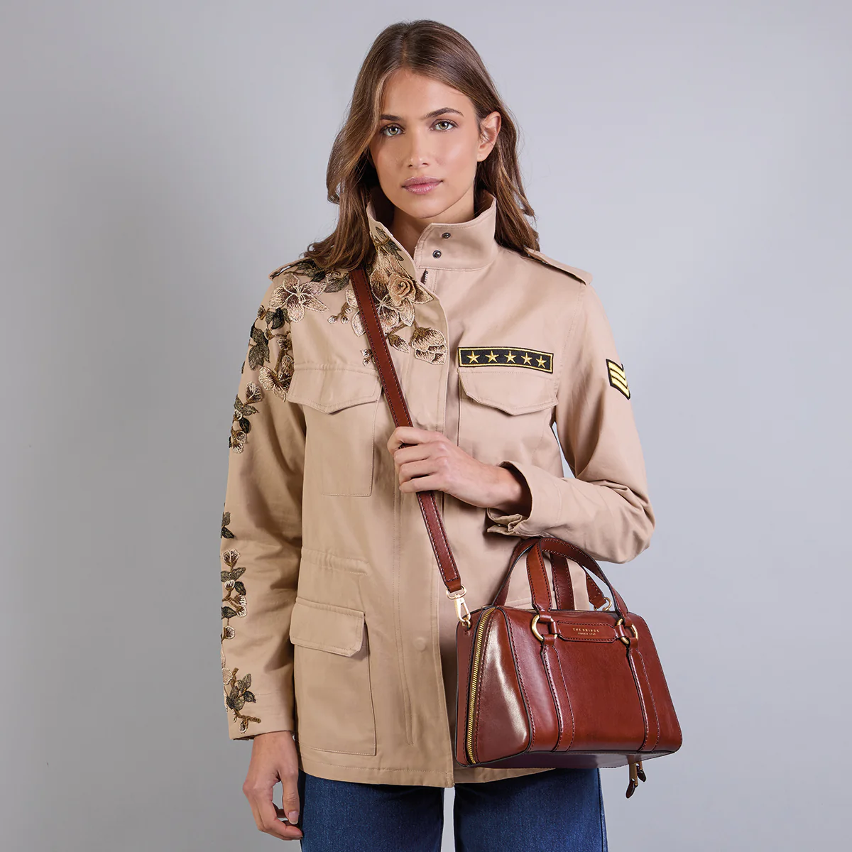 Borsa a mano in pelle con tracolla removibile - Image 6
