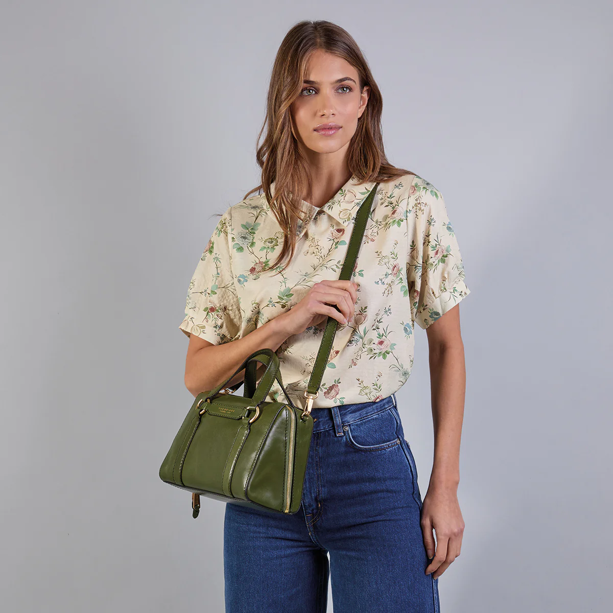 Borsa a mano in pelle con tracolla removibile - Image 6