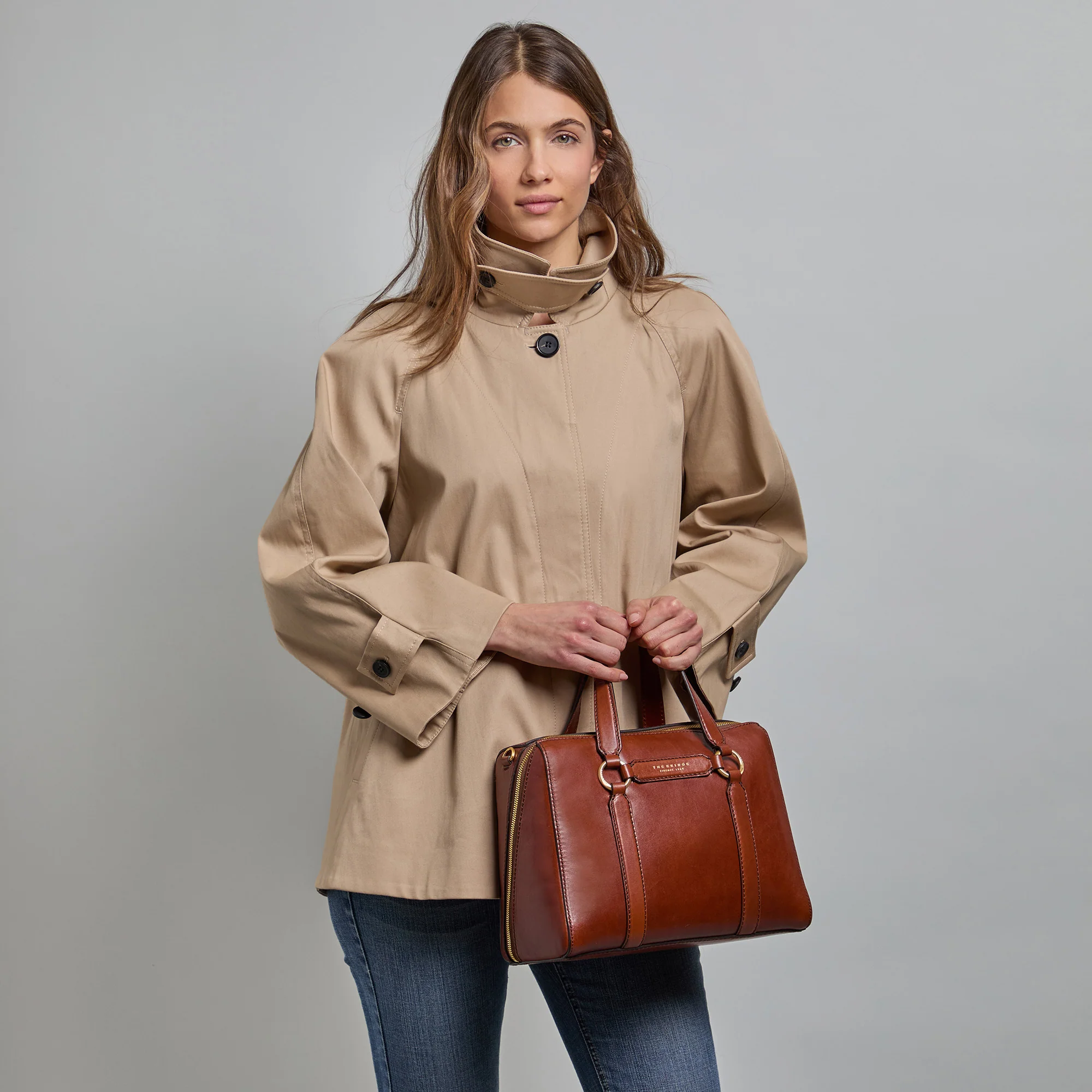 Borsa grande a mano in pelle con tracolla - Image 6