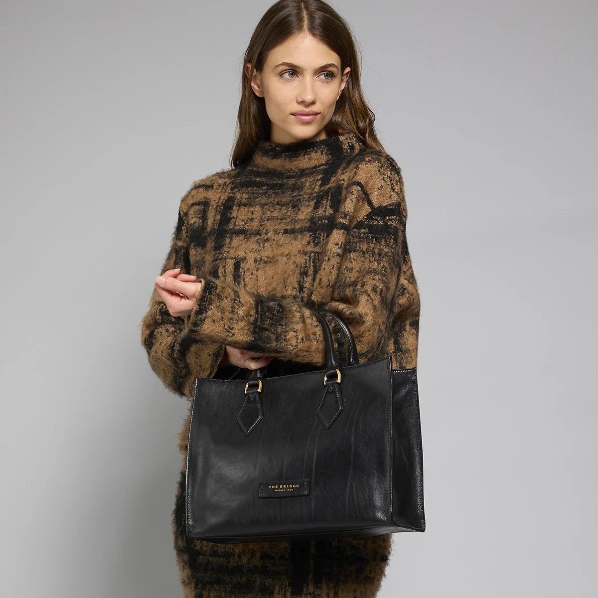 Borsa a mano in pelle con tracolla removibile - Image 6